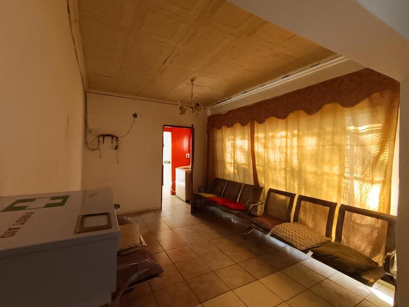 13 Bedroom Property for Sale in Madeira Park Eastern Cape
